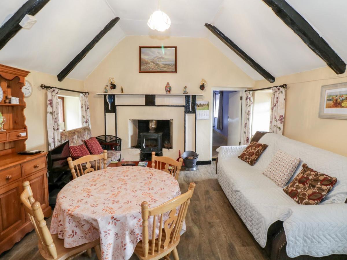 The Thatched Cottage Liscarney ภายนอก รูปภาพ