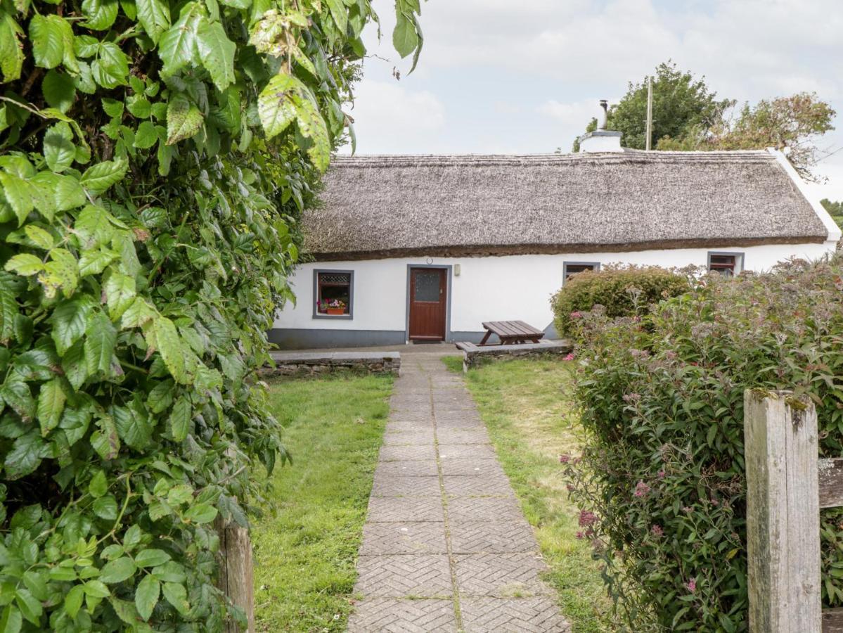 The Thatched Cottage Liscarney ภายนอก รูปภาพ